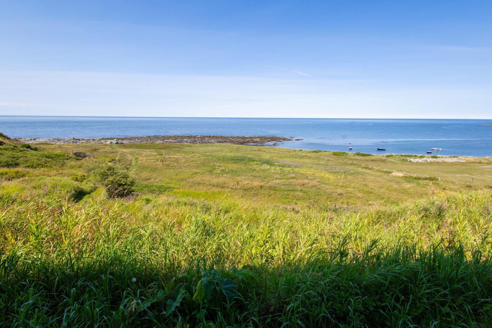 Отель Domaine Du Recif Sainte Anne des Monts Экстерьер фото